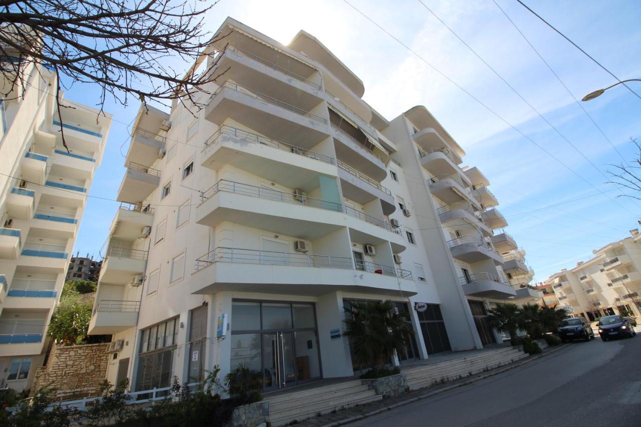 Eduart Apartments 2 Sarandë Eksteriør billede