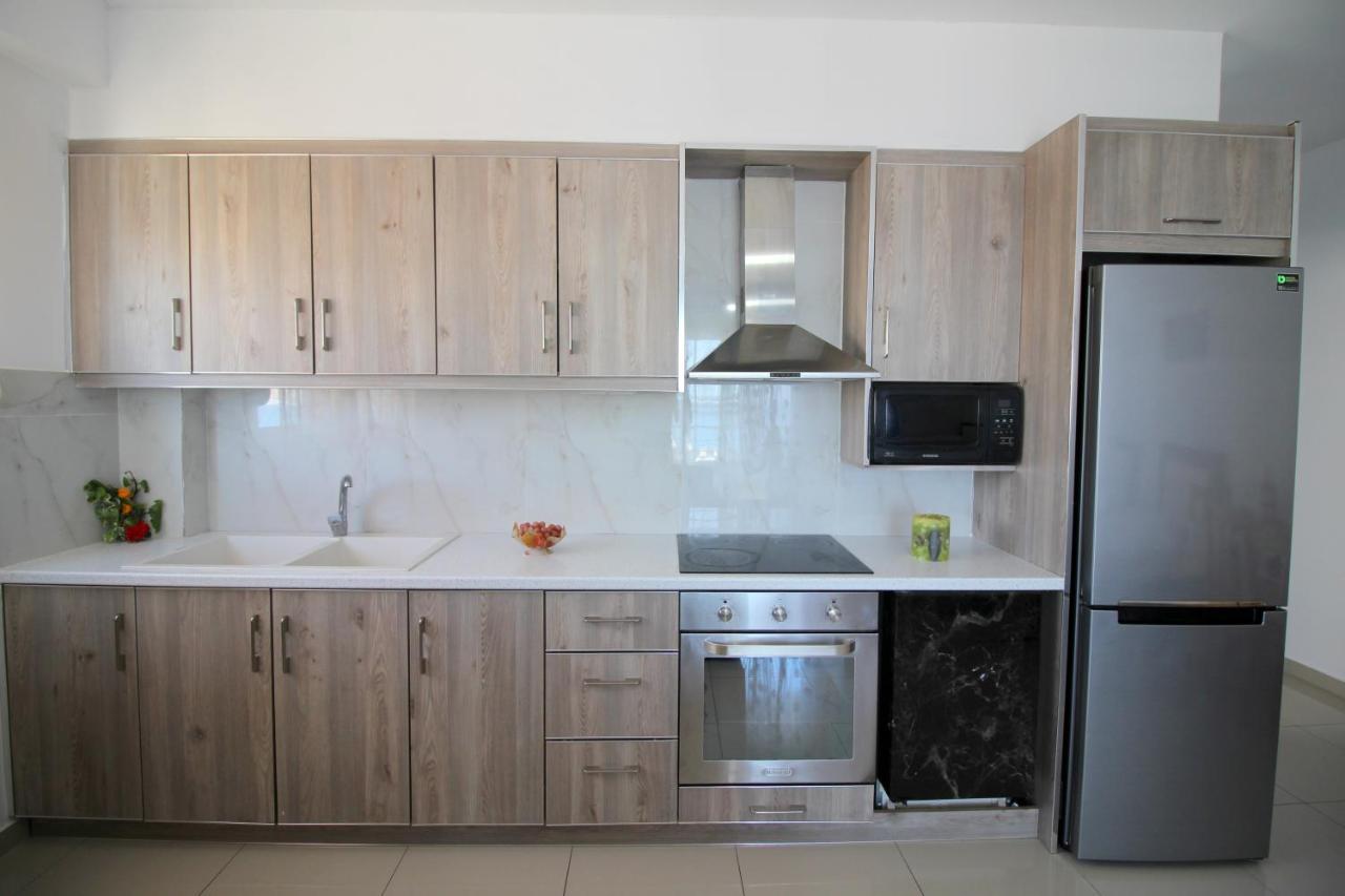 Eduart Apartments 2 Sarandë Eksteriør billede