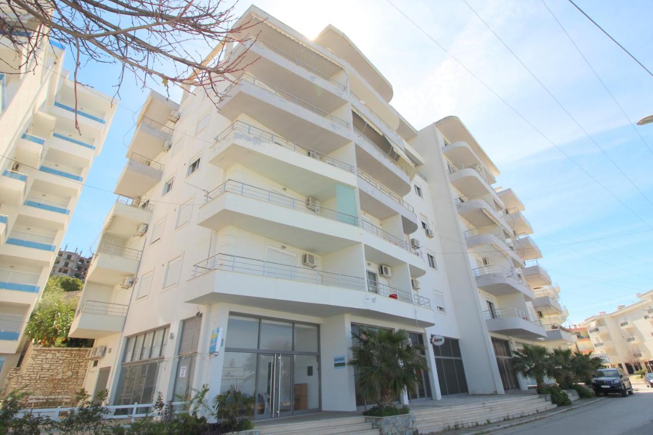 Eduart Apartments 2 Sarandë Eksteriør billede