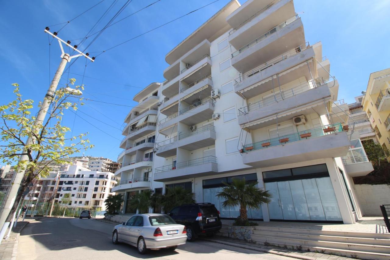 Eduart Apartments 2 Sarandë Eksteriør billede